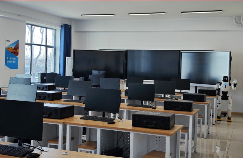 人工智能实训室1.jpg