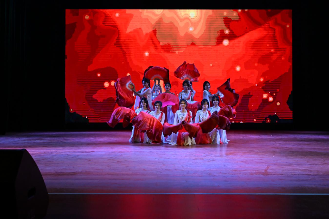 文化育人浸润青春 多元活动点亮校园