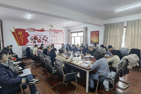 学院党委书记杨璇参加思想政治理论教研部党总支组织生活会